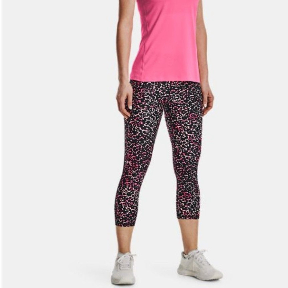 Under Armour Size XL NWT HeatGear® No-Slip Waistband Printed Capris Leggings